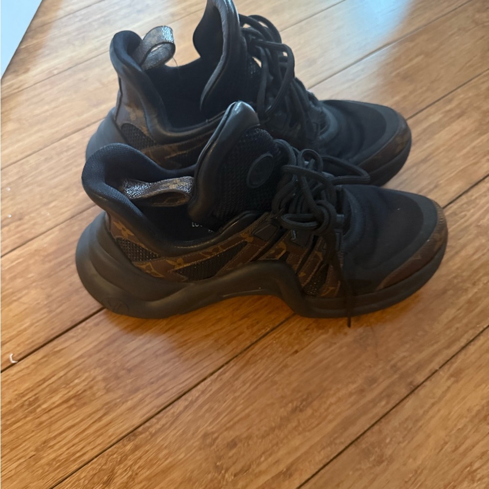 Louis Vuitton Monogram Black and Brown Sneakers